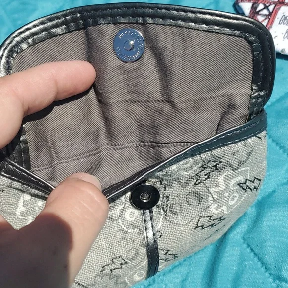 Loungefly Coin Purse RARE - Picture 4 of 7